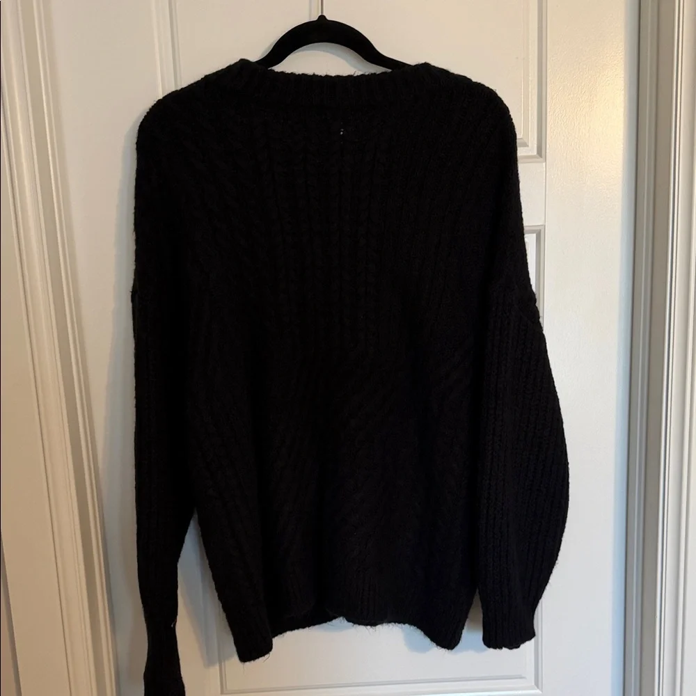 Old Navy Women's Classic Black Crew Neck Sweater - Picture 4 of 5